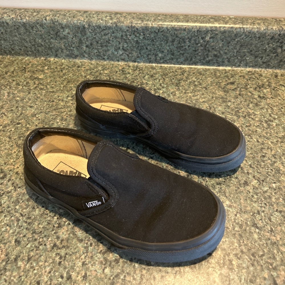 Kids Black Slip On Vans